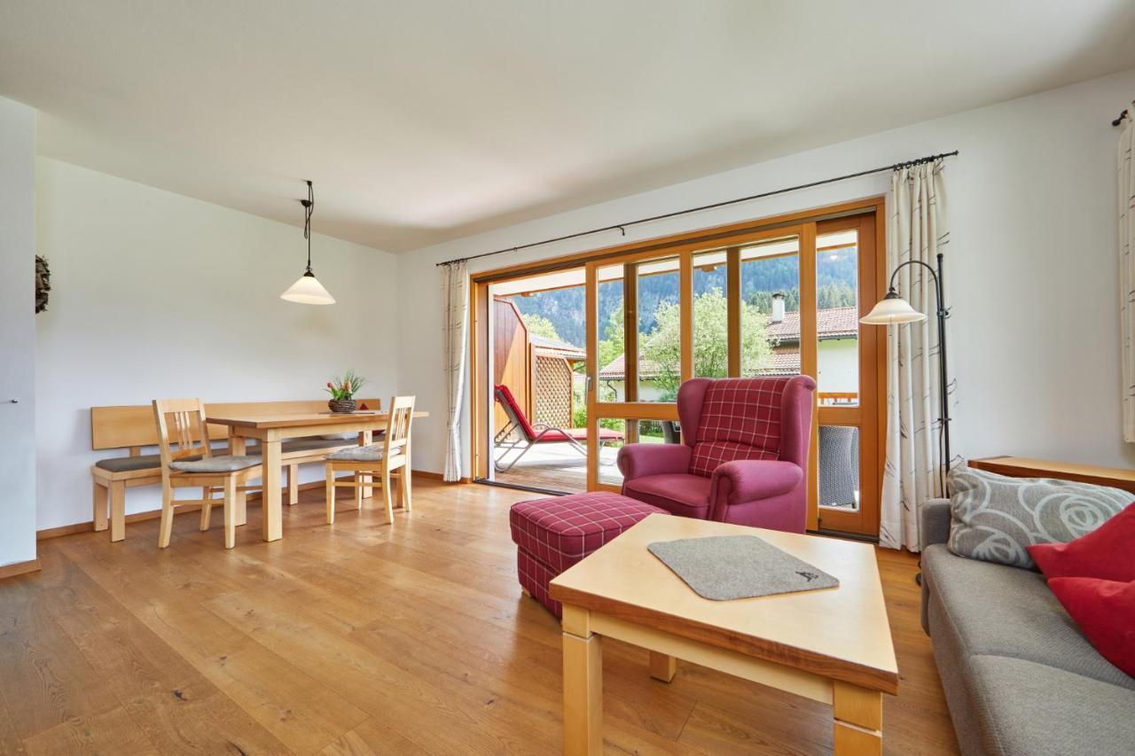 Ferienhaus Alpinissimo Oberammergau Exteriör bild